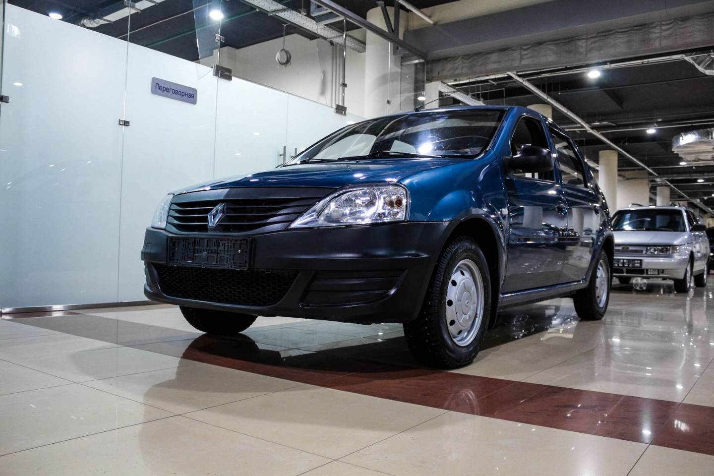 Купить Logan с пробегом